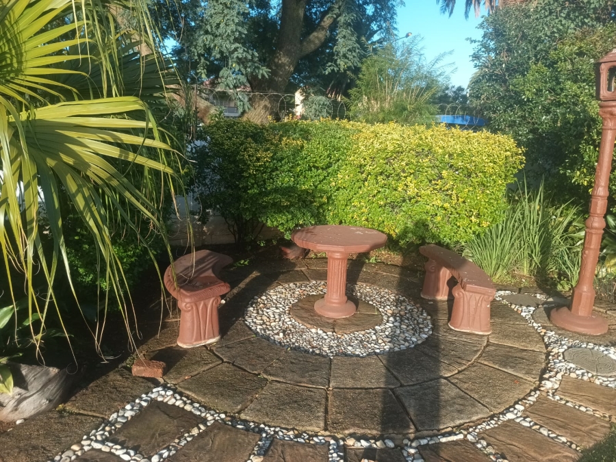4 Bedroom Property for Sale in Selection Park Gauteng