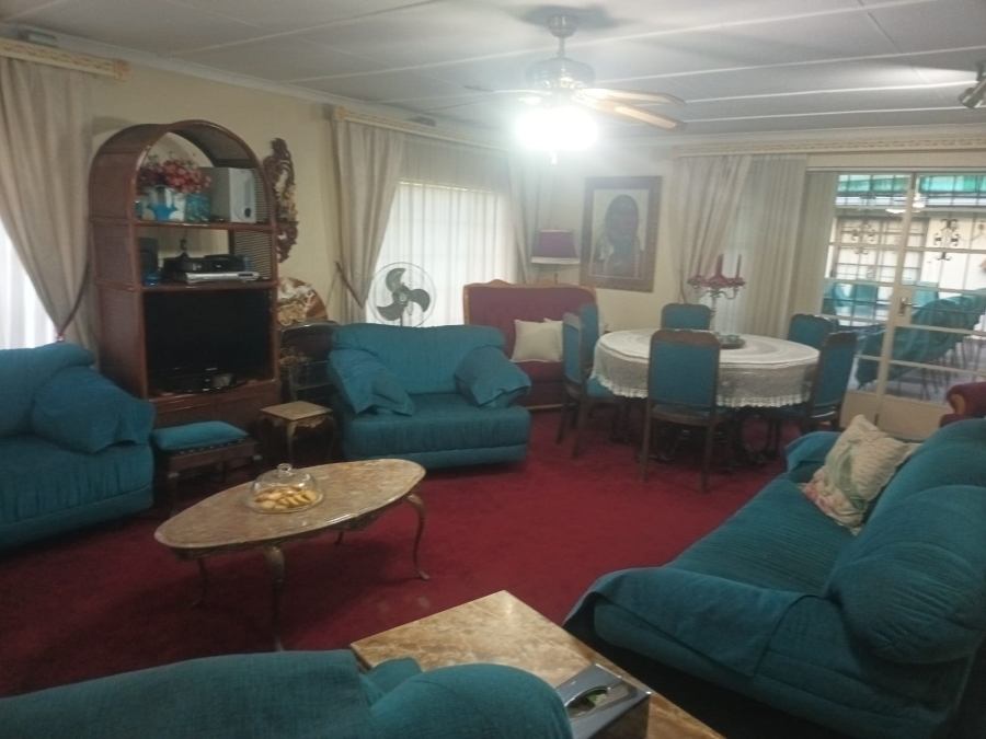 4 Bedroom Property for Sale in Selection Park Gauteng
