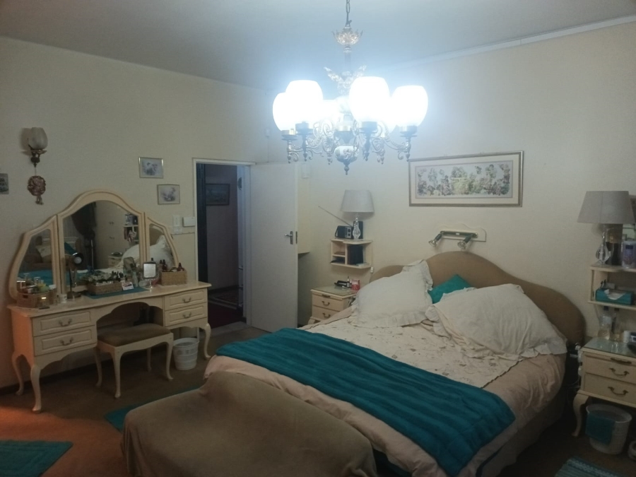 4 Bedroom Property for Sale in Selection Park Gauteng