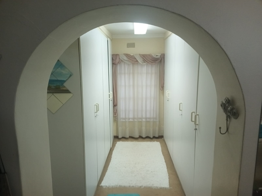 4 Bedroom Property for Sale in Selection Park Gauteng