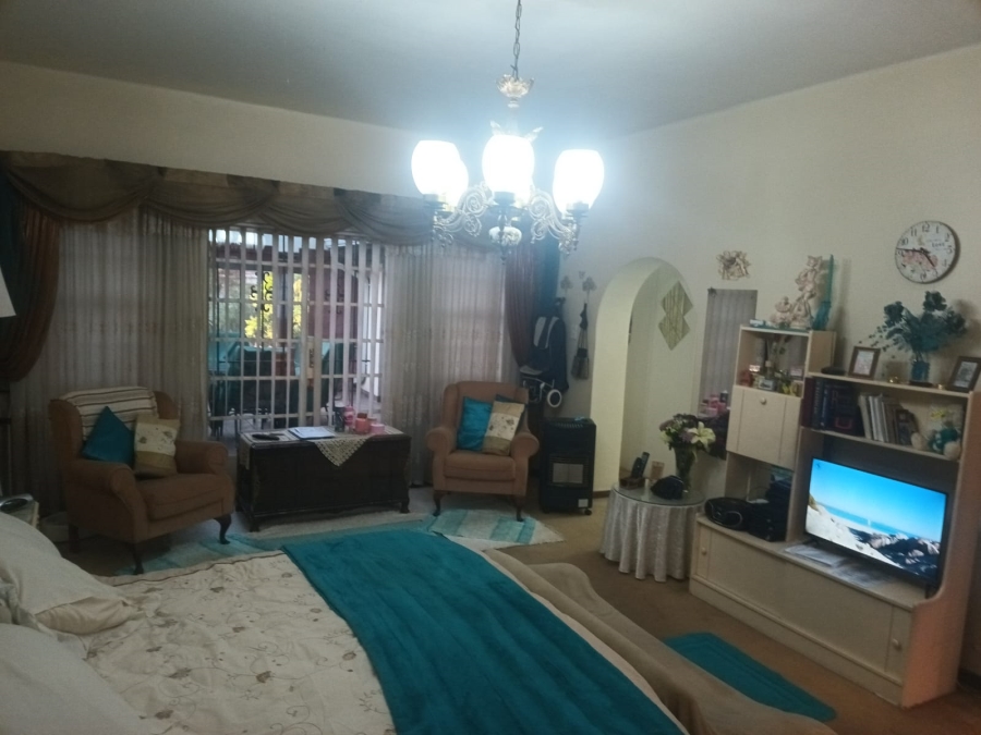 4 Bedroom Property for Sale in Selection Park Gauteng
