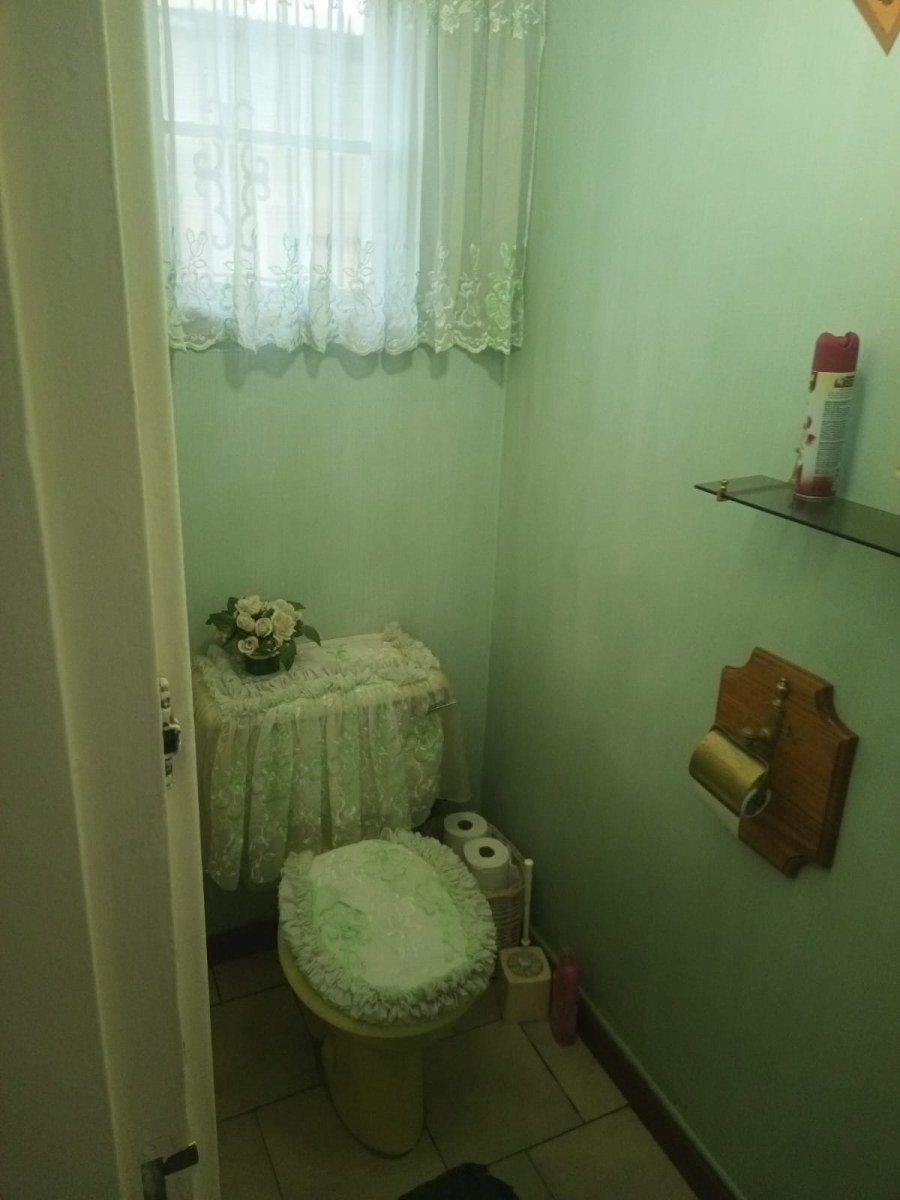 4 Bedroom Property for Sale in Selection Park Gauteng