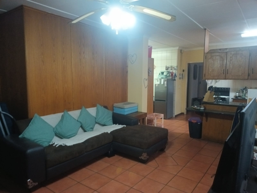 4 Bedroom Property for Sale in Selection Park Gauteng