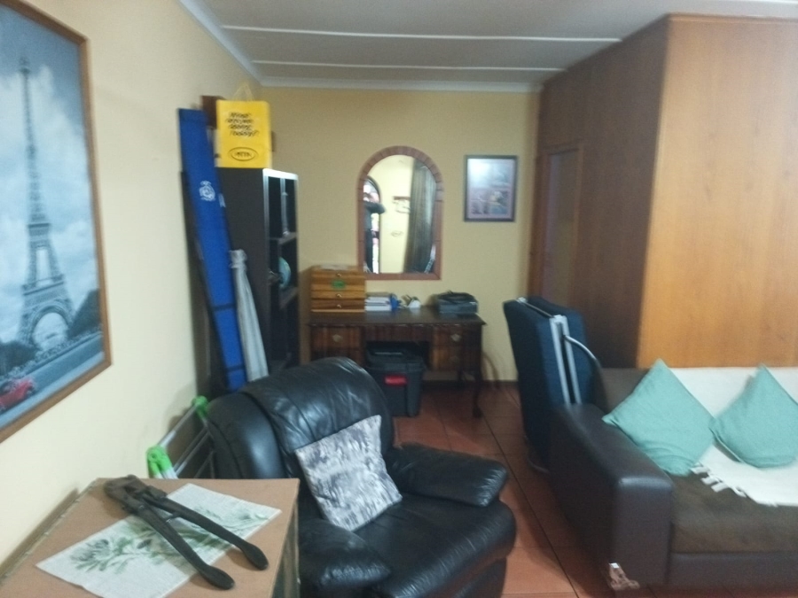 4 Bedroom Property for Sale in Selection Park Gauteng