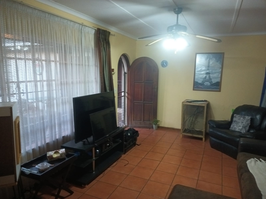4 Bedroom Property for Sale in Selection Park Gauteng