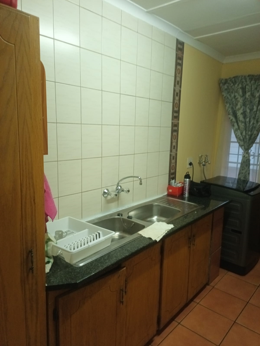 4 Bedroom Property for Sale in Selection Park Gauteng