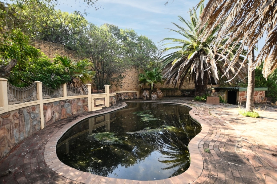 8 Bedroom Property for Sale in Elandsfontein AH Gauteng