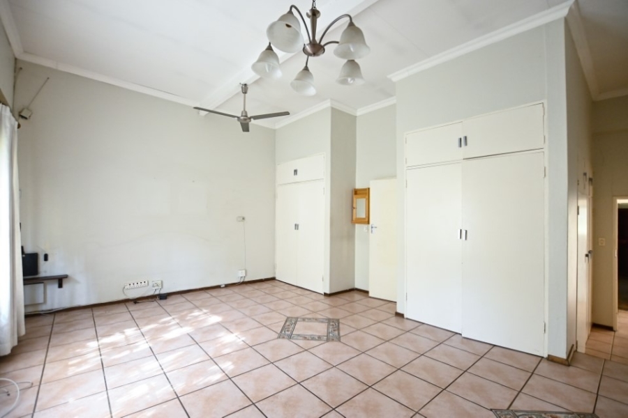 7 Bedroom Property for Sale in Elandsfontein AH Gauteng