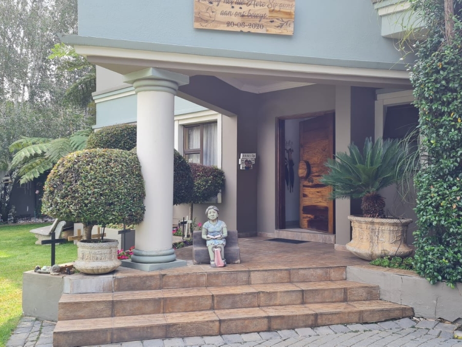 3 Bedroom Property for Sale in Sonneveld Gauteng