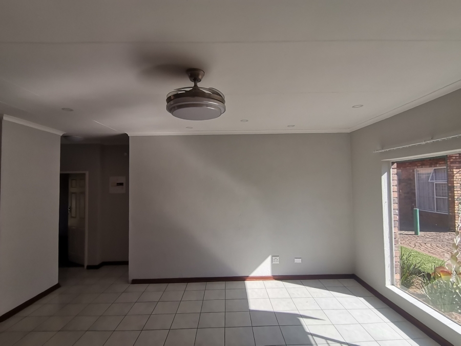 2 Bedroom Property for Sale in Mayberry Park Gauteng