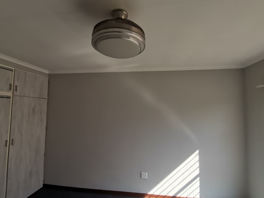 2 Bedroom Property for Sale in Mayberry Park Gauteng