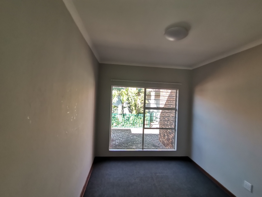 2 Bedroom Property for Sale in Mayberry Park Gauteng