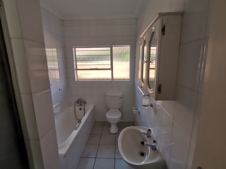 2 Bedroom Property for Sale in Mayberry Park Gauteng