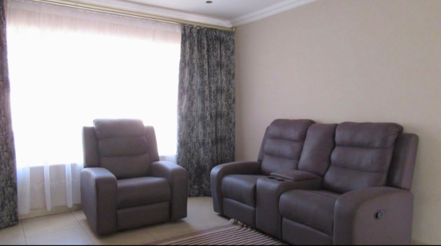3 Bedroom Property for Sale in Lenasia South Gauteng