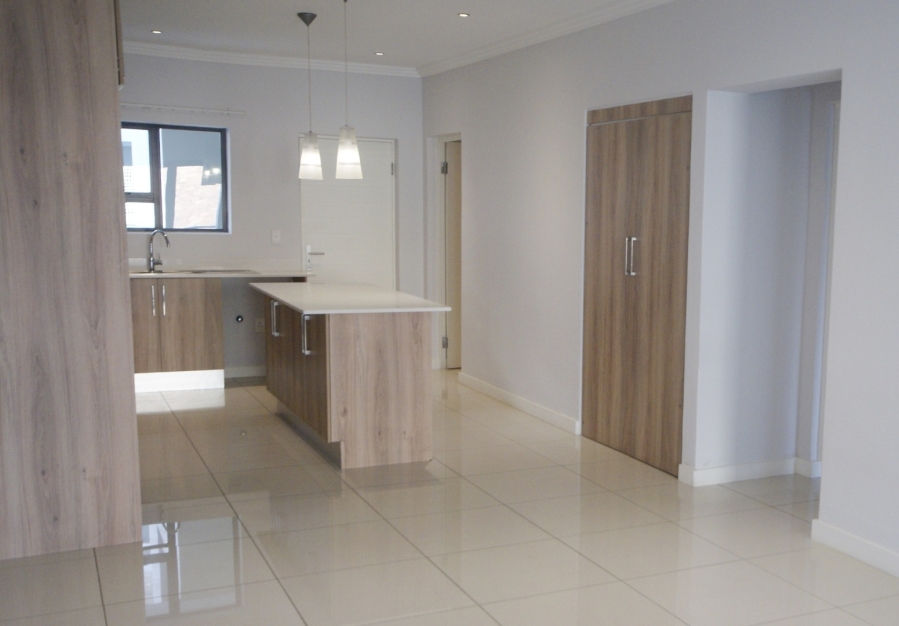 To Let 2 Bedroom Property for Rent in Bryanston Gauteng