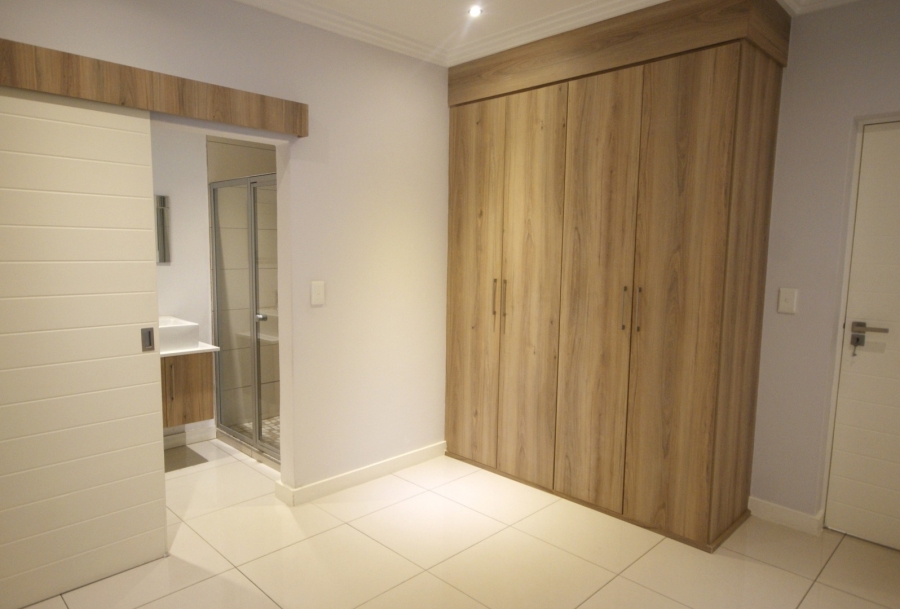 To Let 2 Bedroom Property for Rent in Bryanston Gauteng