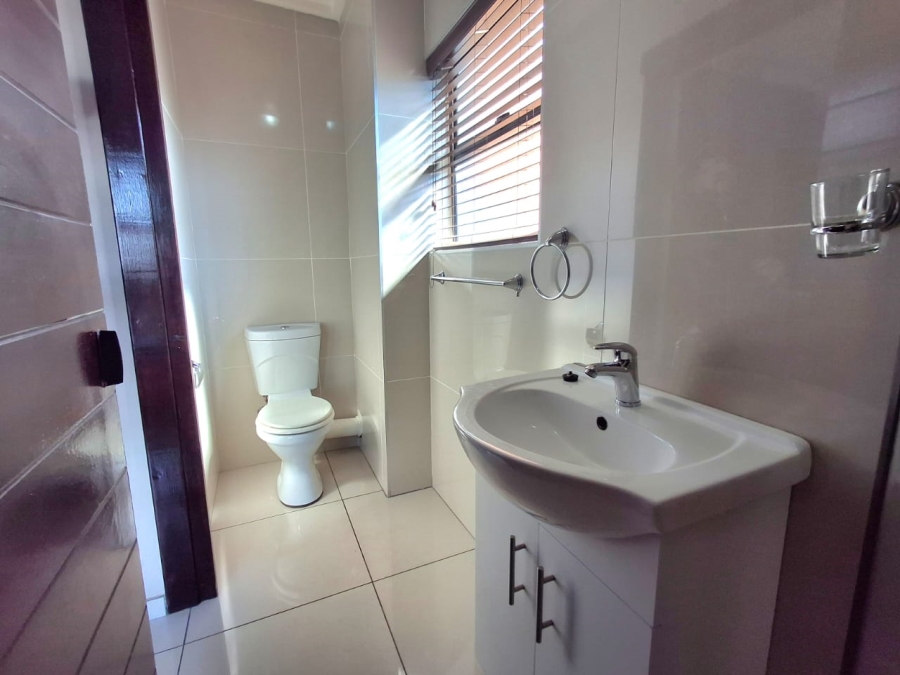 2 Bedroom Property for Sale in Eveleigh Gauteng