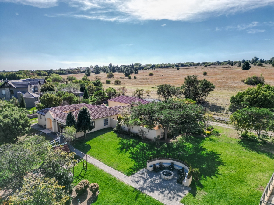 7 Bedroom Property for Sale in Saddlebrook Estate Gauteng