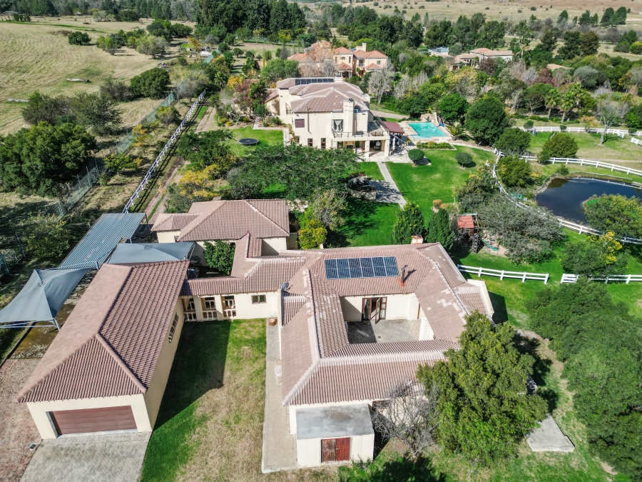 7 Bedroom Property for Sale in Saddlebrook Estate Gauteng