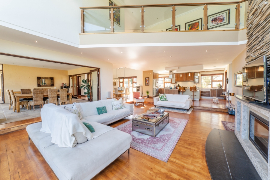 7 Bedroom Property for Sale in Saddlebrook Estate Gauteng