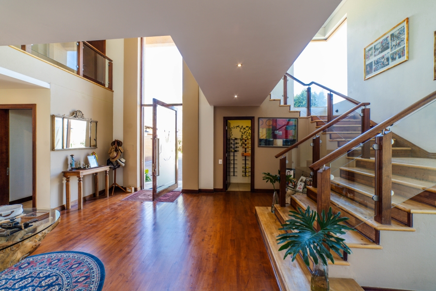 7 Bedroom Property for Sale in Saddlebrook Estate Gauteng