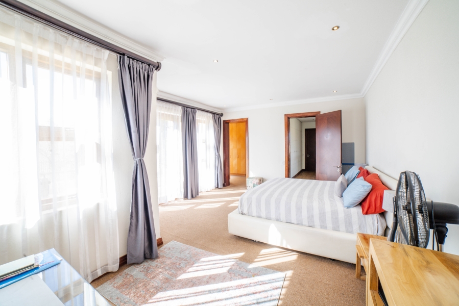 7 Bedroom Property for Sale in Saddlebrook Estate Gauteng