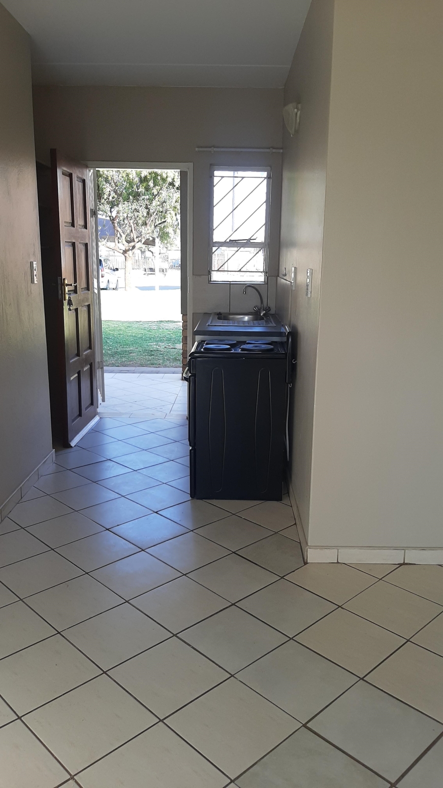 2 Bedroom Property for Sale in Protea Glen Gauteng