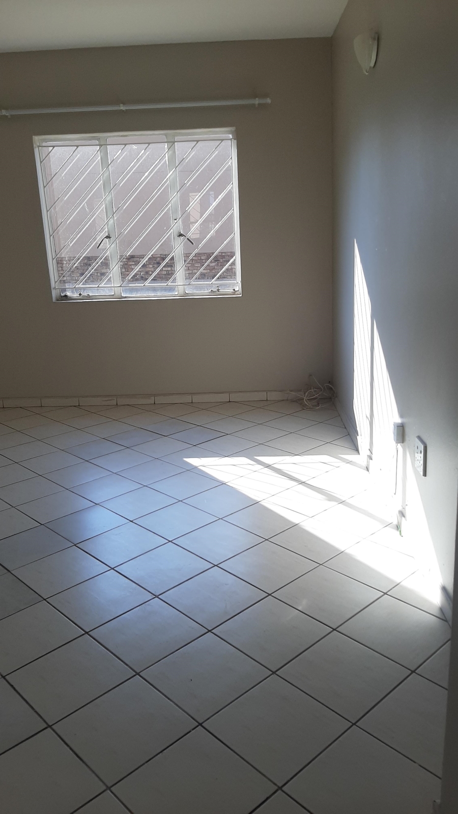 2 Bedroom Property for Sale in Protea Glen Gauteng