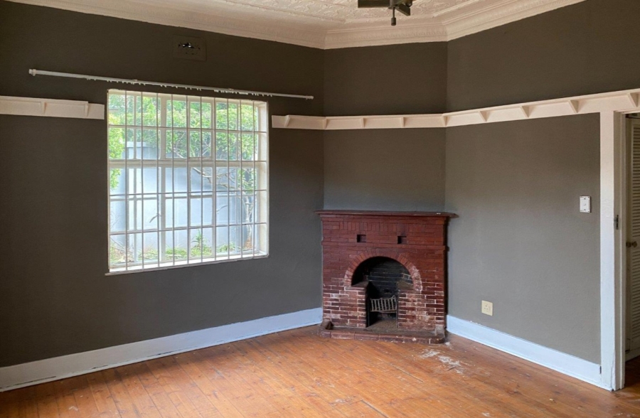 6 Bedroom Property for Sale in Orange Grove Gauteng