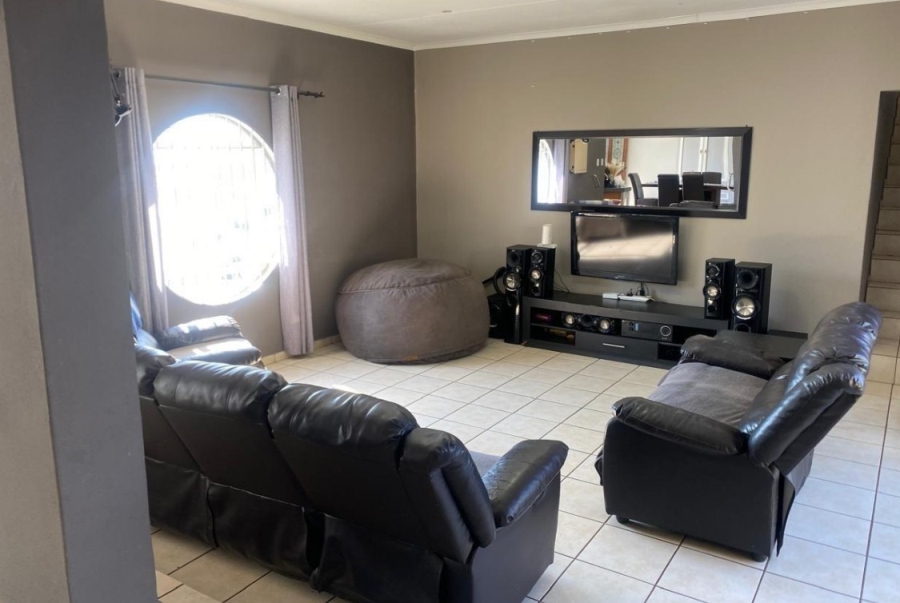 3 Bedroom Property for Sale in Risana Gauteng