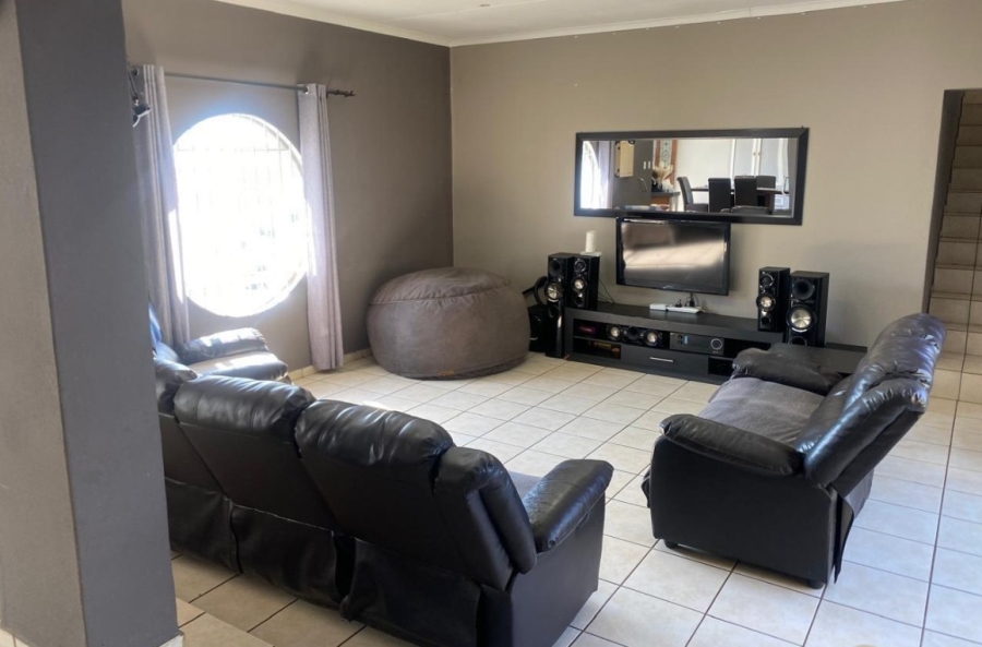 3 Bedroom Property for Sale in Risana Gauteng