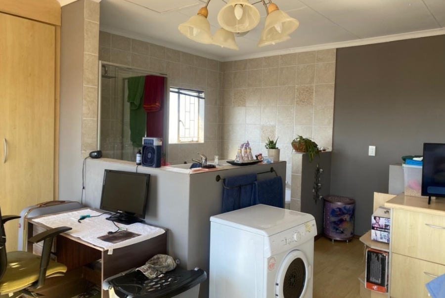 3 Bedroom Property for Sale in Risana Gauteng
