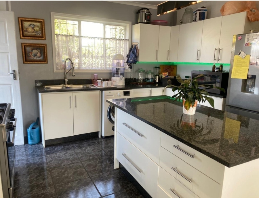3 Bedroom Property for Sale in Risana Gauteng