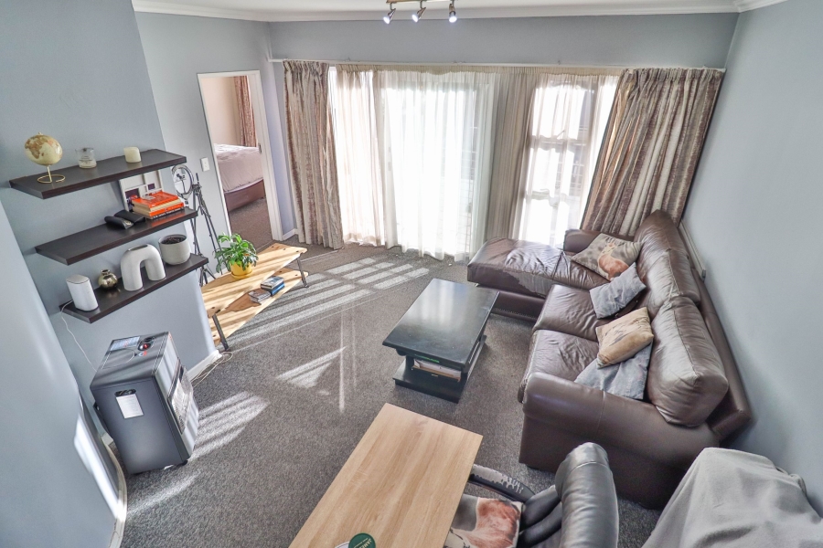 2 Bedroom Property for Sale in Riviera Gauteng