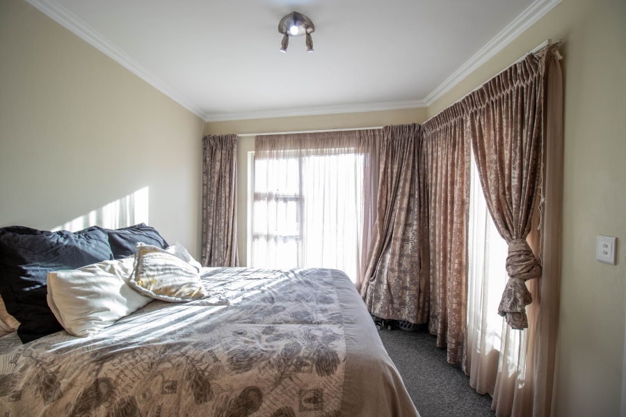 2 Bedroom Property for Sale in Riviera Gauteng