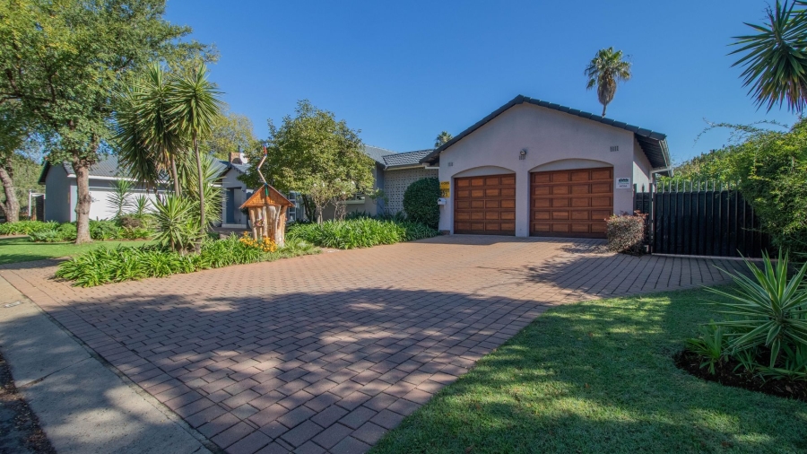 5 Bedroom Property for Sale in Alphen Park Gauteng