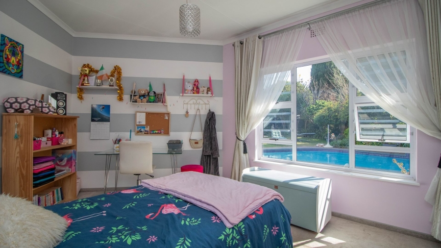 5 Bedroom Property for Sale in Alphen Park Gauteng