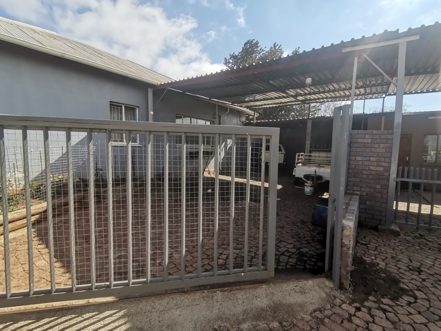 10 Bedroom Property for Sale in Anzac Gauteng