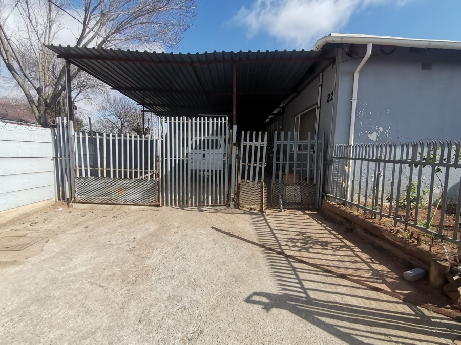 10 Bedroom Property for Sale in Anzac Gauteng