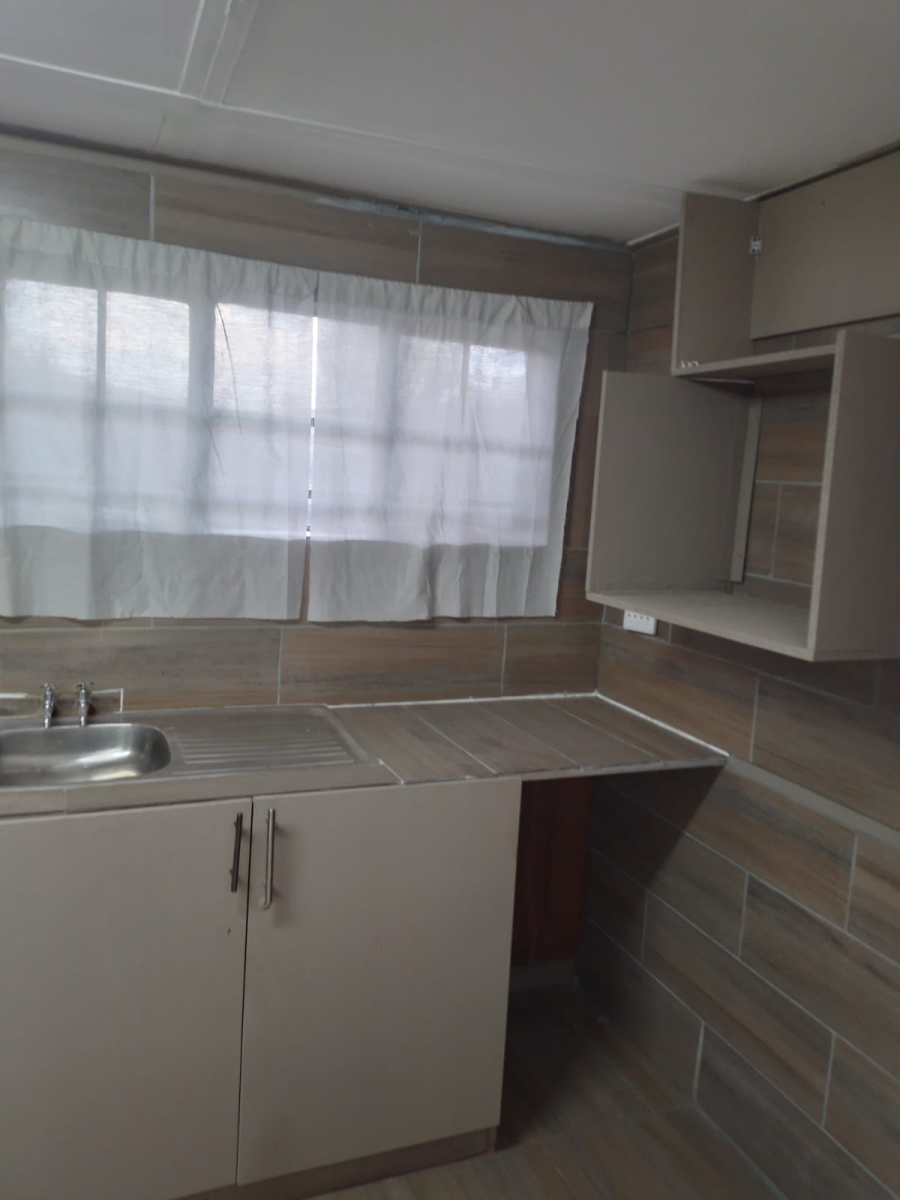 10 Bedroom Property for Sale in Anzac Gauteng
