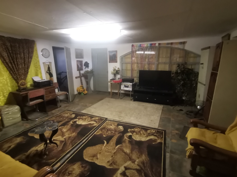 10 Bedroom Property for Sale in Anzac Gauteng