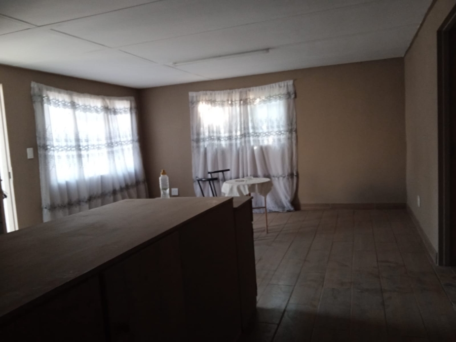 10 Bedroom Property for Sale in Anzac Gauteng