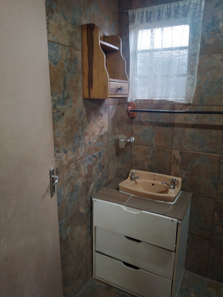 10 Bedroom Property for Sale in Anzac Gauteng