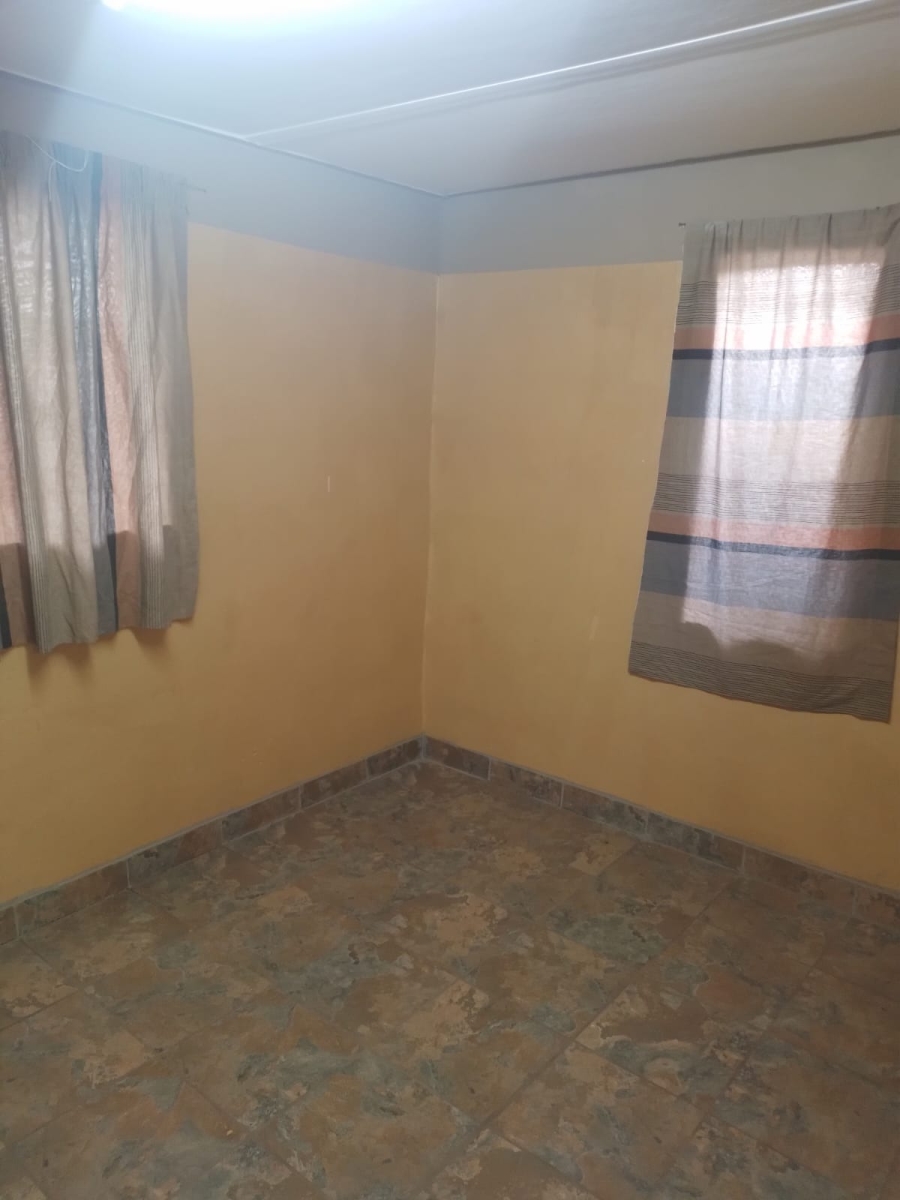 10 Bedroom Property for Sale in Anzac Gauteng