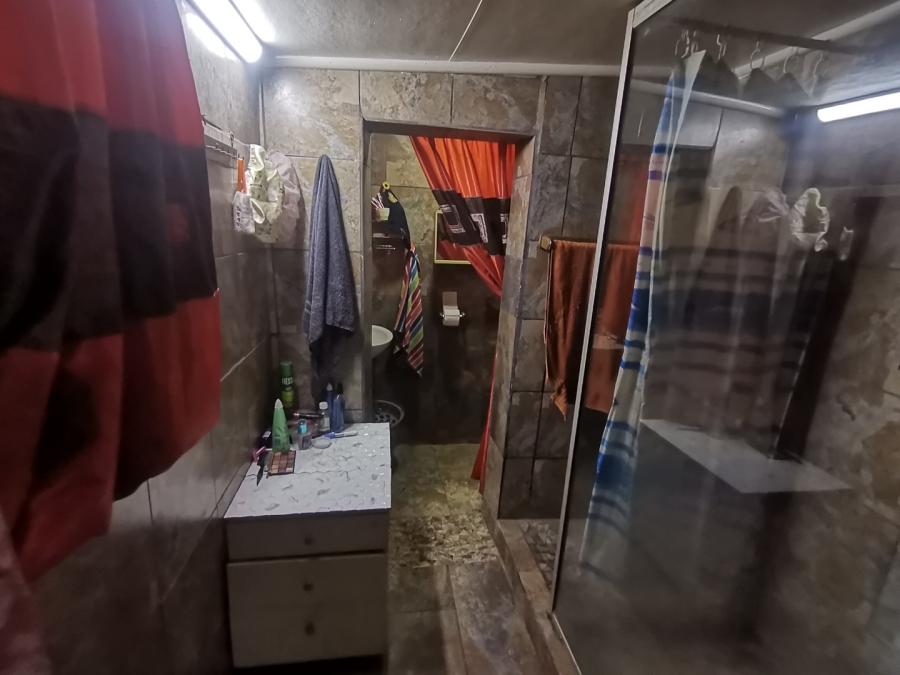 10 Bedroom Property for Sale in Anzac Gauteng