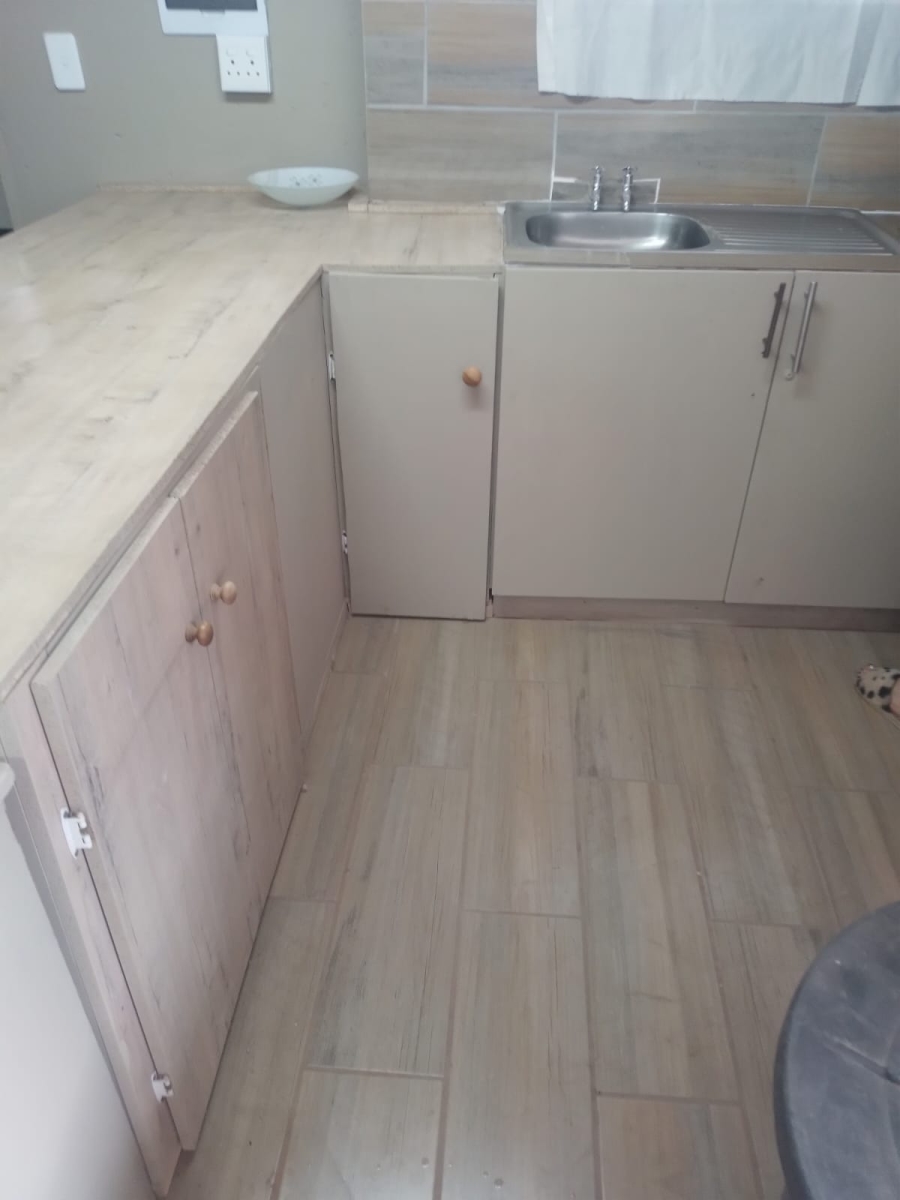 10 Bedroom Property for Sale in Anzac Gauteng