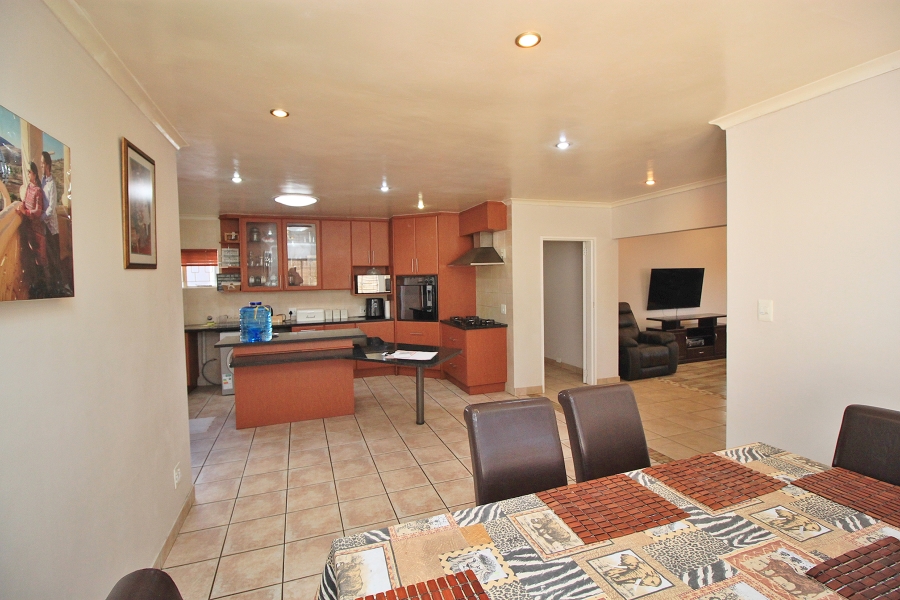 4 Bedroom Property for Sale in Sunnyridge Gauteng