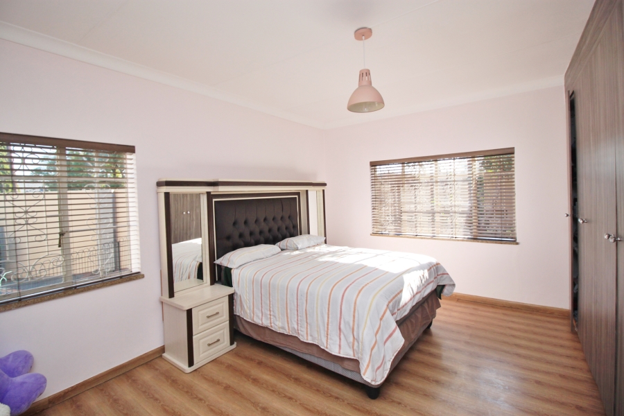 4 Bedroom Property for Sale in Sunnyridge Gauteng