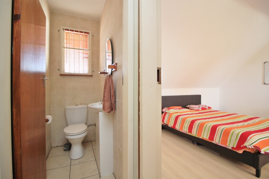 4 Bedroom Property for Sale in Sunnyridge Gauteng