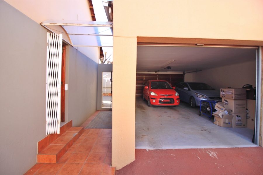 4 Bedroom Property for Sale in Sunnyridge Gauteng